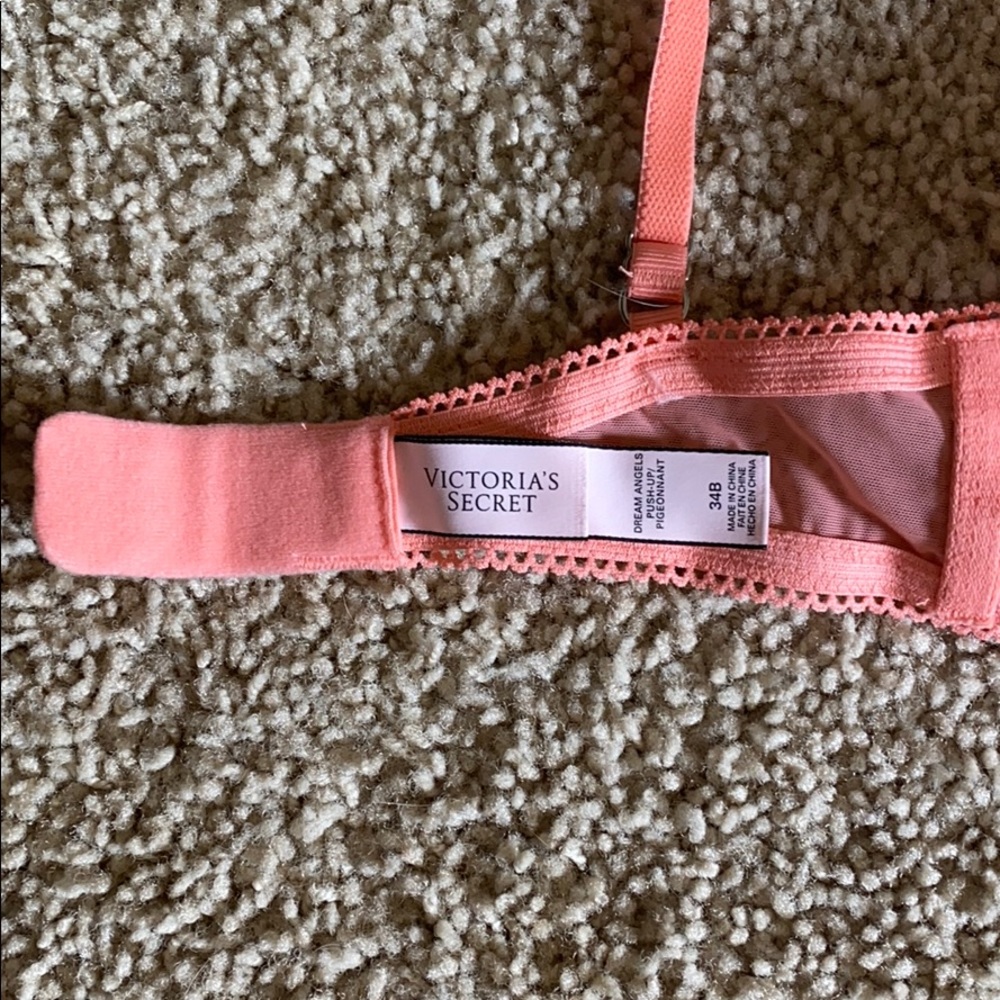 Victoria’s Secret Push Up bra - Picture 6 of 7